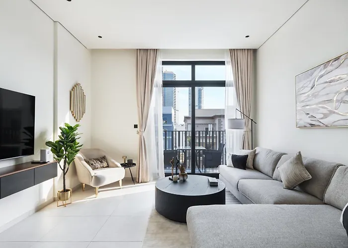 Luxurious & Cosy 1 Bdr, Pool View, 1 Queen Bed
