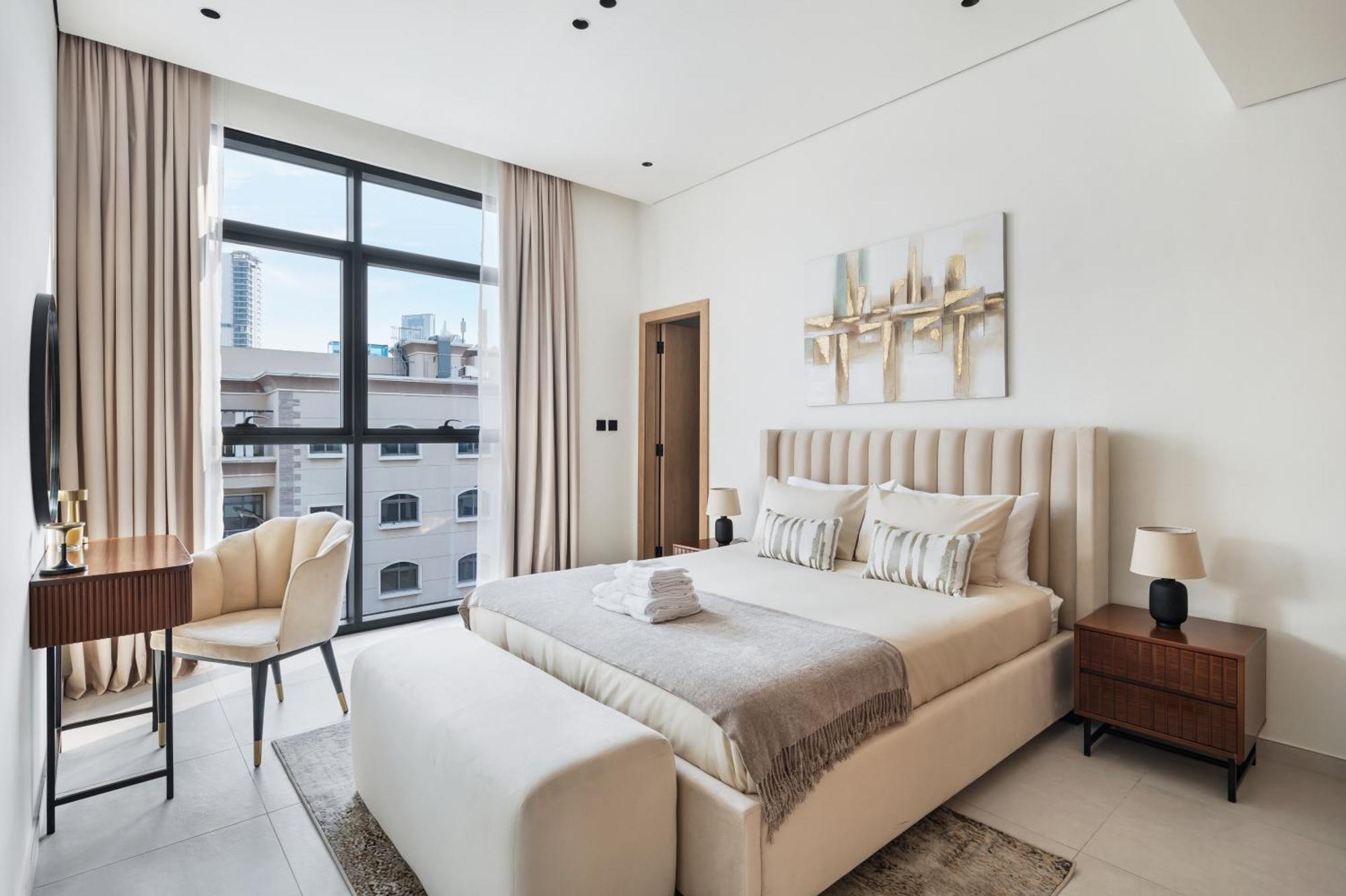 Apartment Luxurious & Cosy 1 Bdr, Pool View, 1 Queen Bed Dubai