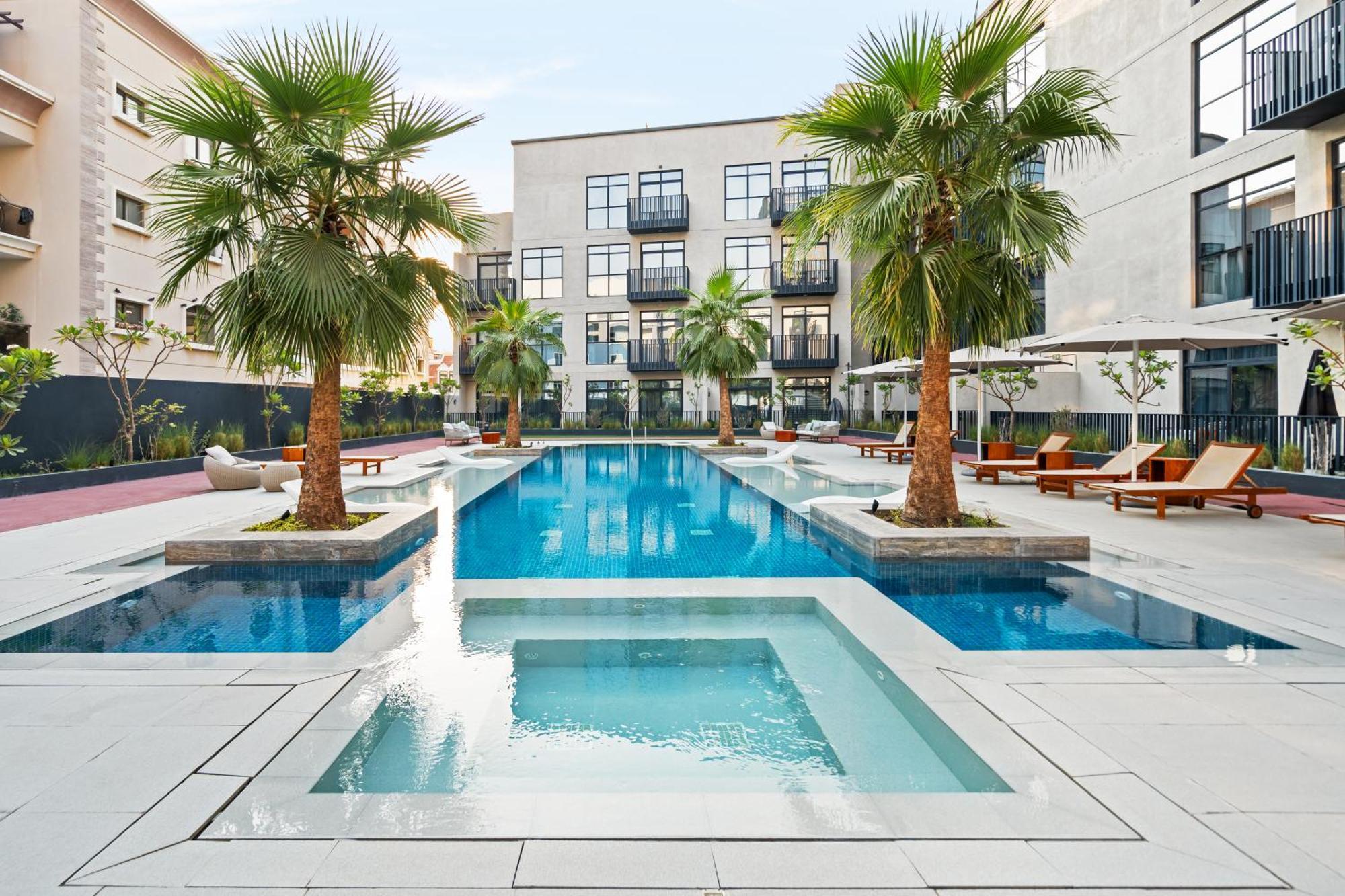 Luxurious & Cosy 1 Bdr, Pool View, 1 Queen Bed *